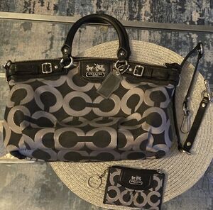Coach Madison OP art Silver Lurex Sofia Satchel W Matching Id Card Holder Medium